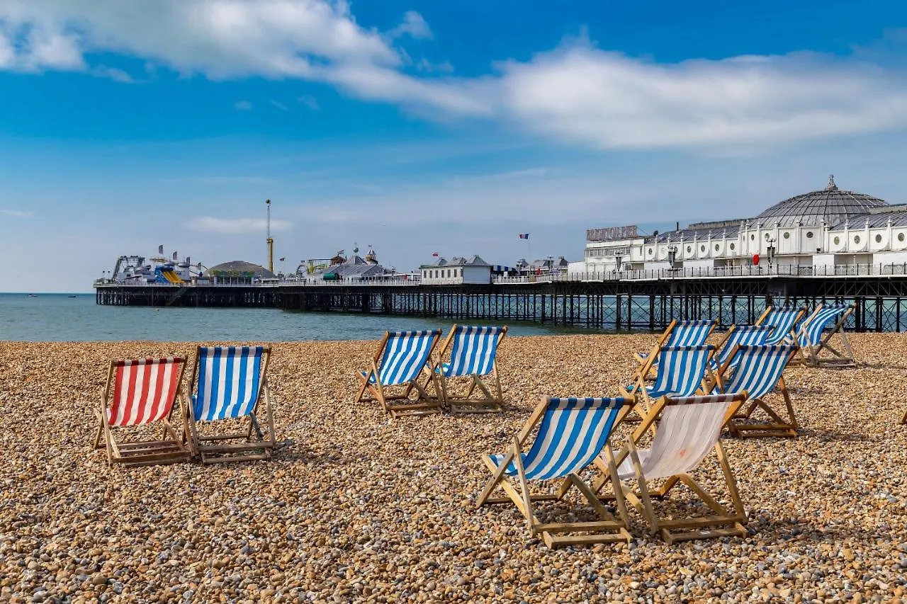 Finest Retreats - Pittodrie Guest House - Apartment 6 Brighton
