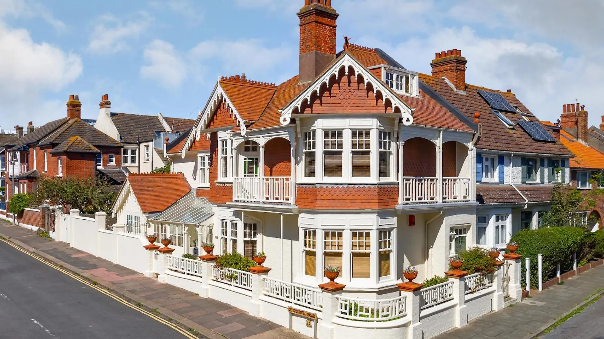 Finest Retreats - Pittodrie Guest House - Apartment 6 Brighton
