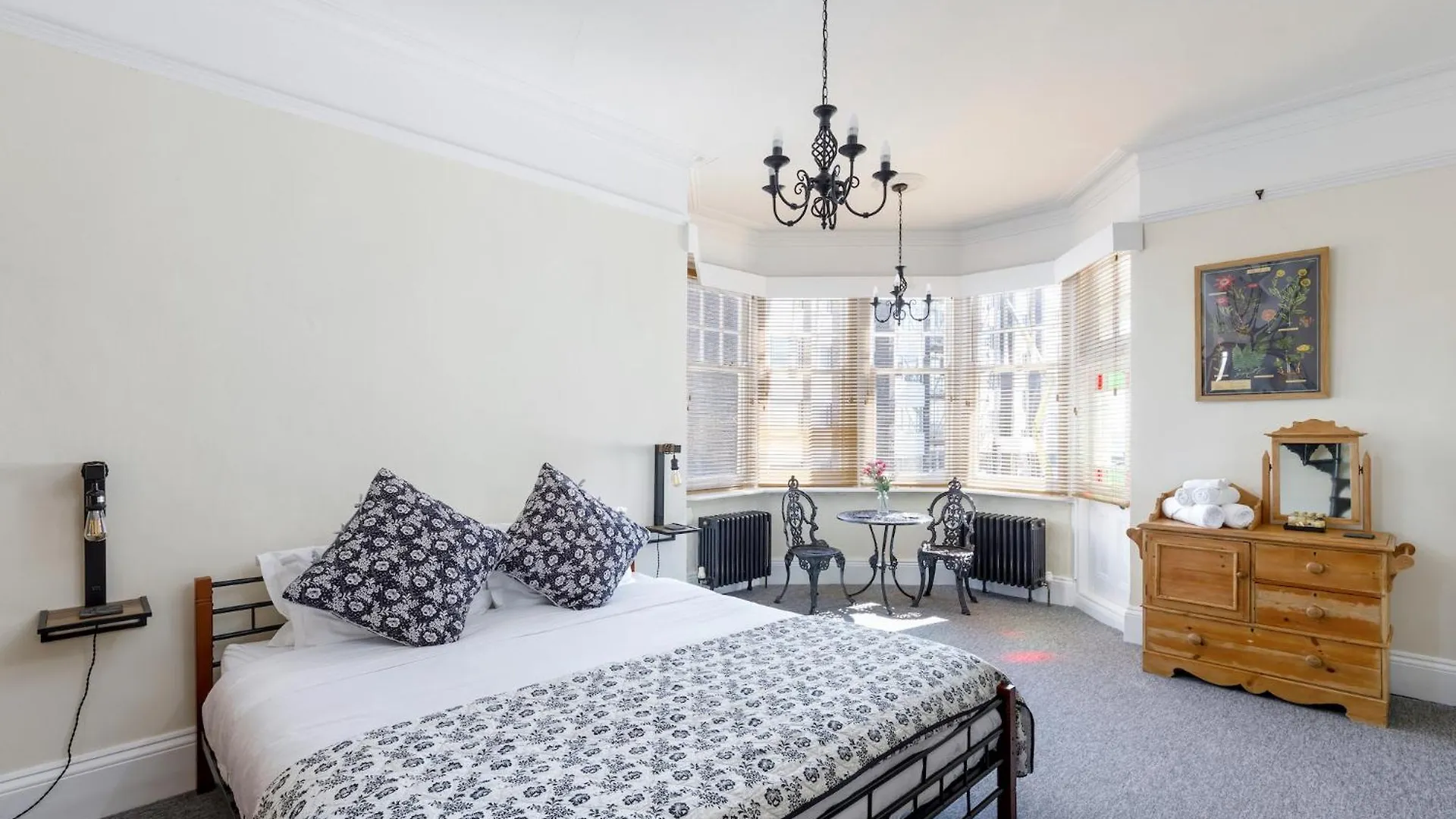 Finest Retreats - Pittodrie Guest House - Apartment 6 Brighton 0*,  United Kingdom